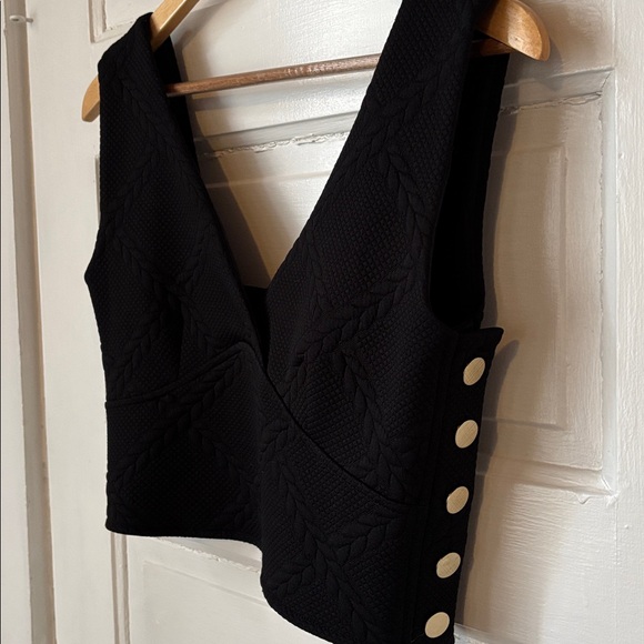 ANTHROPOLOGIE MAEVE SLEEVELESS CROPPED TANK WITH GOLD SIDE BUTTONS - Picture 3 of 11